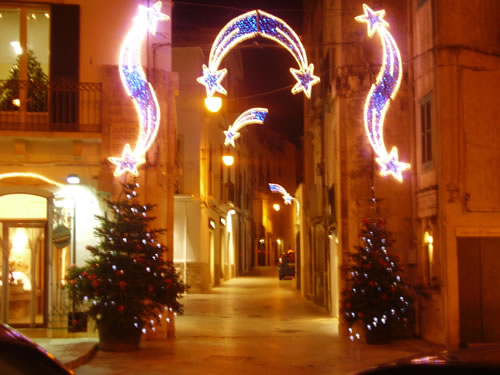 addobbi-2009-stelle-porta-putignano