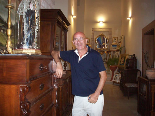 mostra_mobile_antico_noci_bari_1-2009