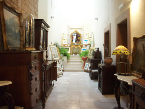 mostra_mobile_antico_noci_bari_3