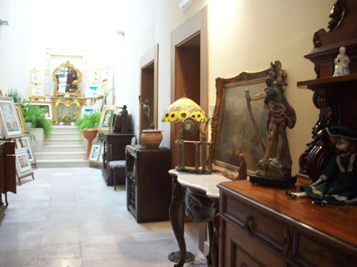 mostra_mobile_antico_noci_bari_4