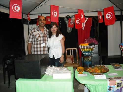 stand-Tunisia-festa-dei-popoli-noci