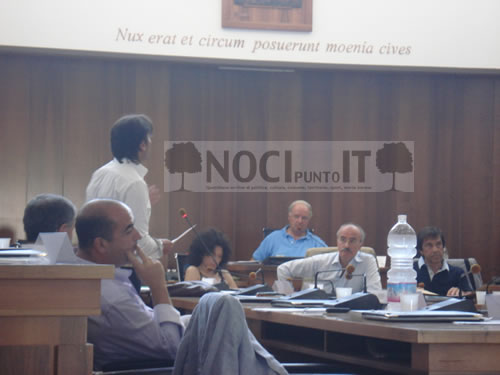 consiglio-comunale-4-agosto-2010-Gentile