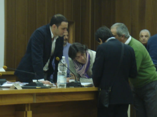 consiglio-comunale-sospensione3-01-02-2010