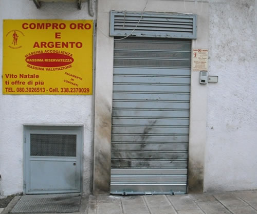 cronaca-attentato-dinamitardo1