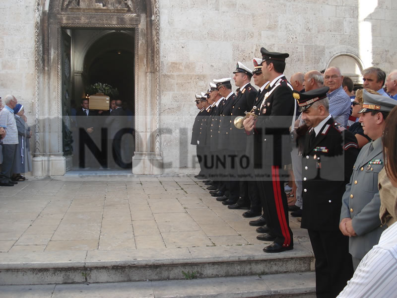 cronaca-funerale-1-ass-Pietro-Argenta