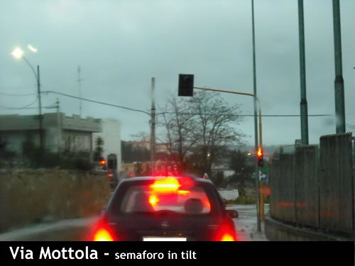 cronaca-semafori-via-mottola