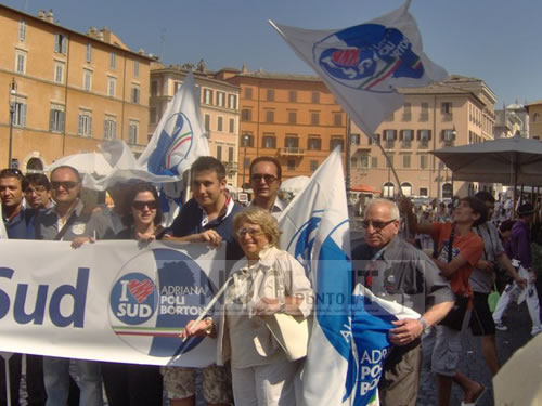 politica-manifestazione-io-sud-contro-finanziaria