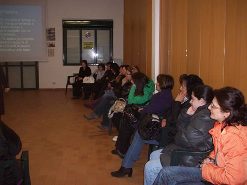 incontri-e-dibattiti-conversazioni-famiglia2