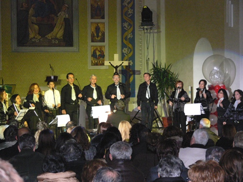 spettacoli-freedom_chorus_in_chiesa