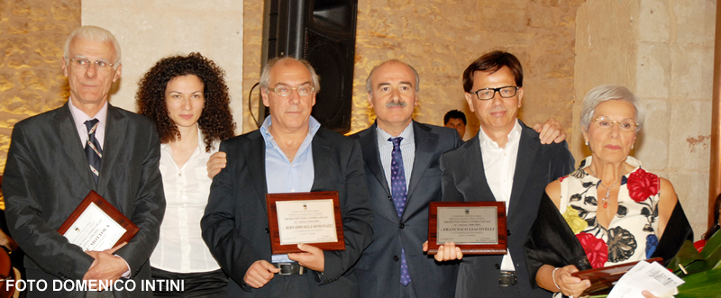 premio-noci-2010-la-premiazione-plantone-giacovelli-mottola-kelz