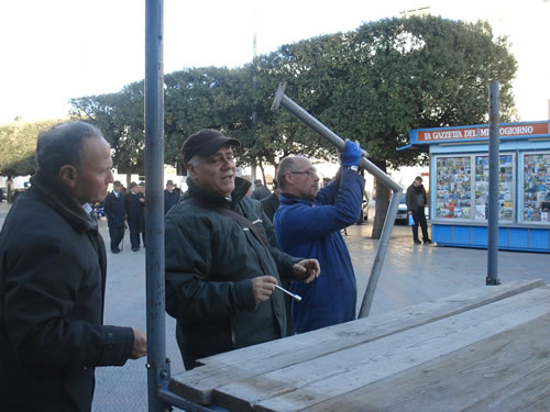 regionali-2010-segretario-pd-ciasca-palco