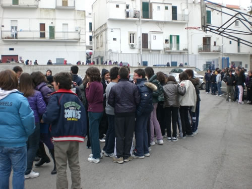 scuole-evacuazione-prova-pascoli