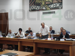 06-28-crisi-politica-5
