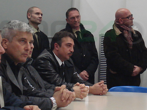 12-01-camicie-ocra-2