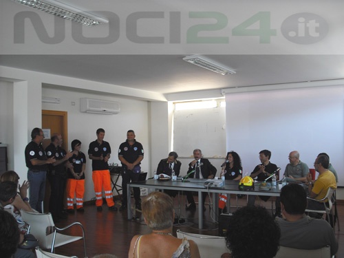 07-11-presentazione_volontari_il_gabbiano