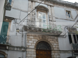 08-31-facciata_palazzo_del_marchese