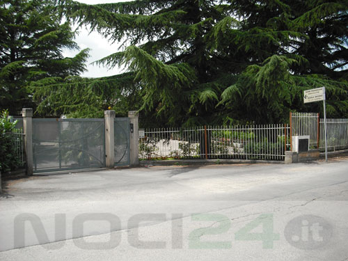 06-12-scuola_Gabrieli_ingresso
