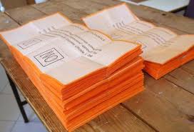 06-12-schede-referendum-