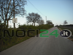 04-16-cartello-sorresso