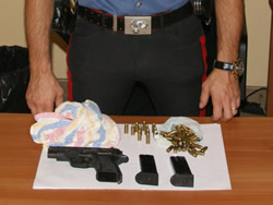 10-13-foto-arma