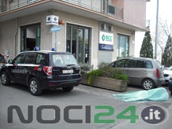 12-31-vetrata-bancomat