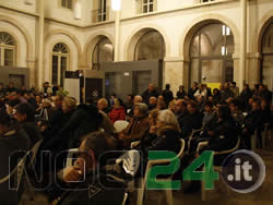 12-13-confronto-pubblico-pubblico