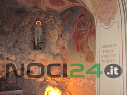 01-27-Statuetta-Madonna-di-Lourdes