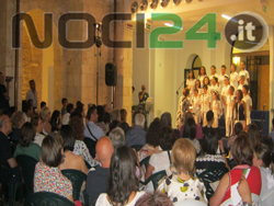 06-30-civico-coro-clarisse