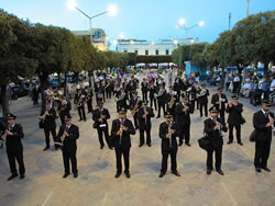 08-16-banda-di-noci