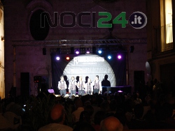 08-25rimbabandsaluti