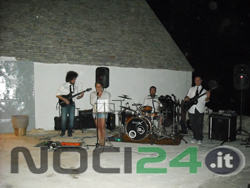 08-27-seven-light-band