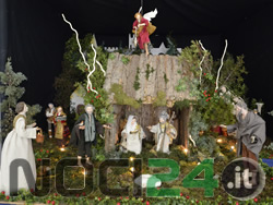 12-29-presepe-felice-gioia
