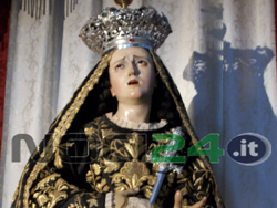 09-10-madonna-addolorata