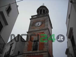 01-17-fulmine-su-torre-dellorologio-1