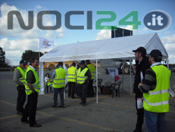 03-12-stand-forconi
