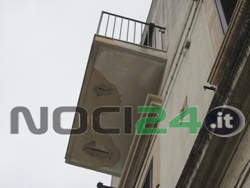 06-10-balcone-calcinacci