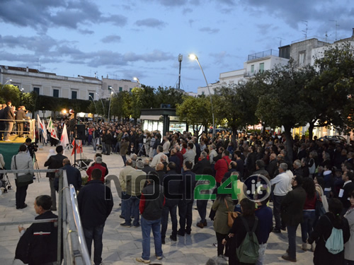 05-30-comizio-nisi-pubblico