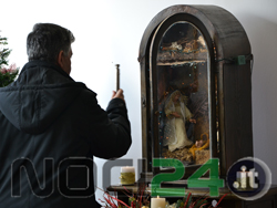 12-22-benedizione-bimbo