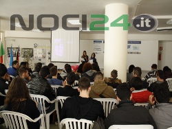 03-10donneepoesiacontrolaviolenza