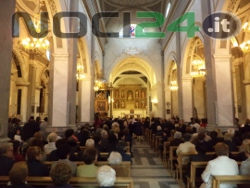 05-02madonnainchiesa