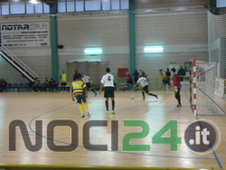 01-22-noci-azzurri-2006