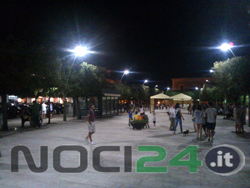 08-16-piazza-sera