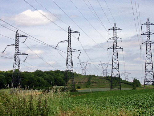 05-28-tralicci-enel