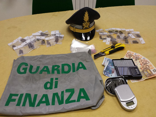 11-15-droga-molfetta
