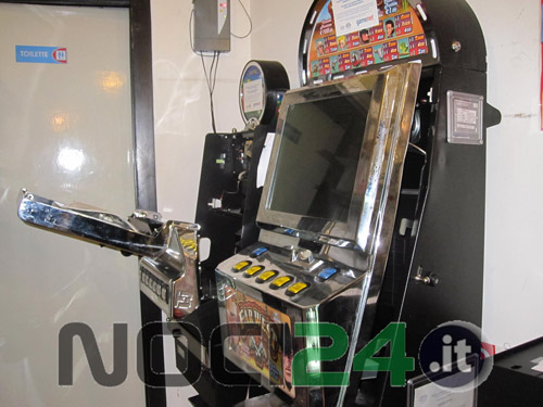 12 28 slot fack bar