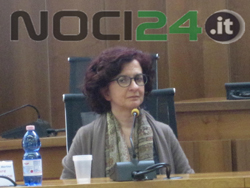 03-08-senatrice-donghia