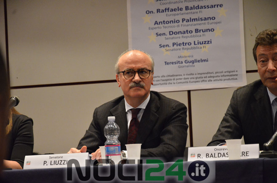 04-10-convegno-fi08