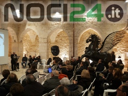 01-19pubblico