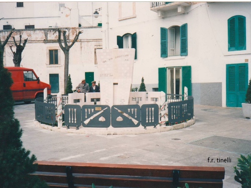 11-15monumentoaicaduti2