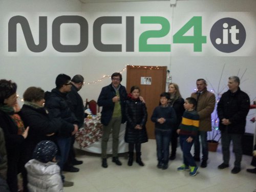 12 17mercatinodibneficienza